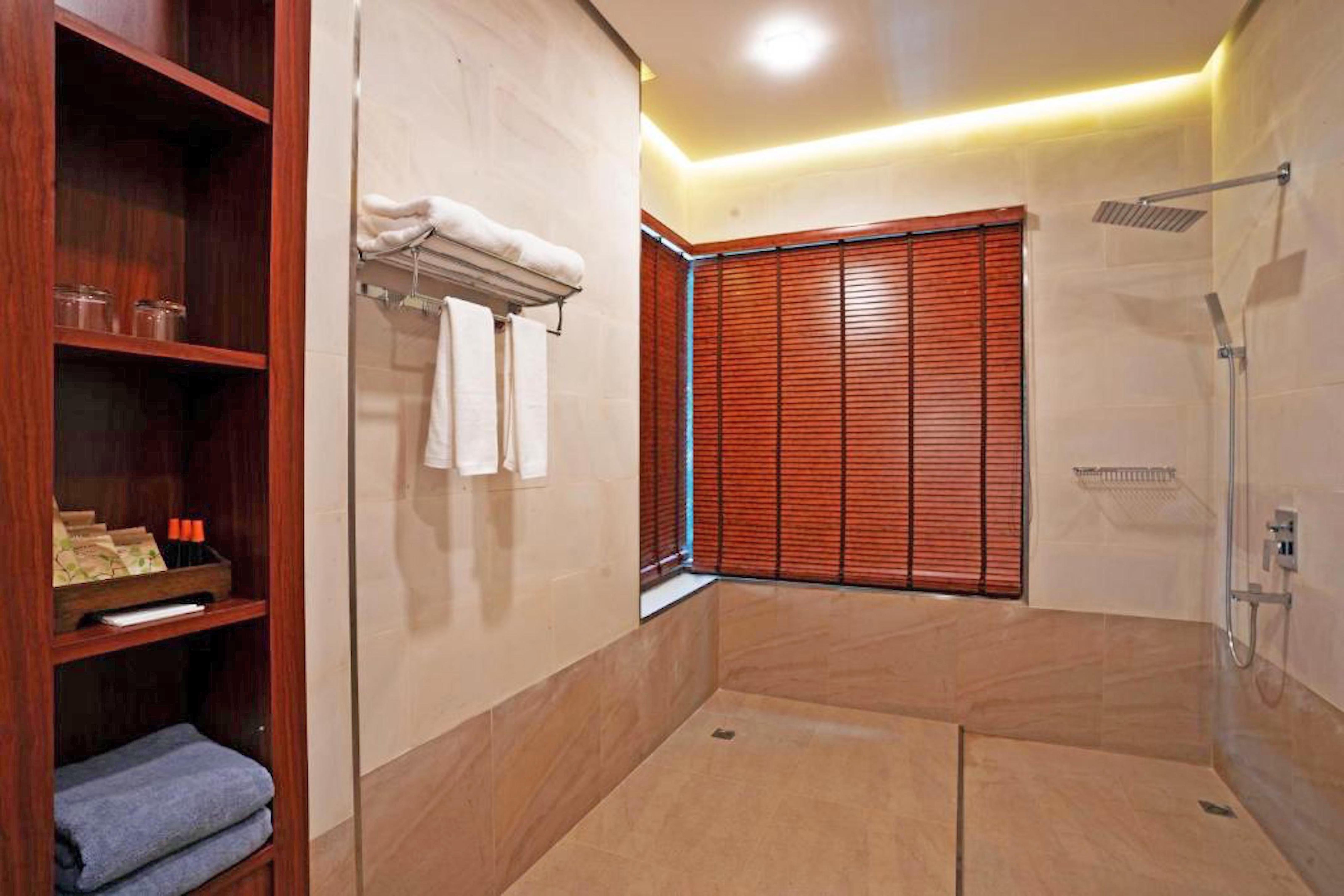 Phi Phi Mountain Beach Resort Sha Certified Extérieur photo