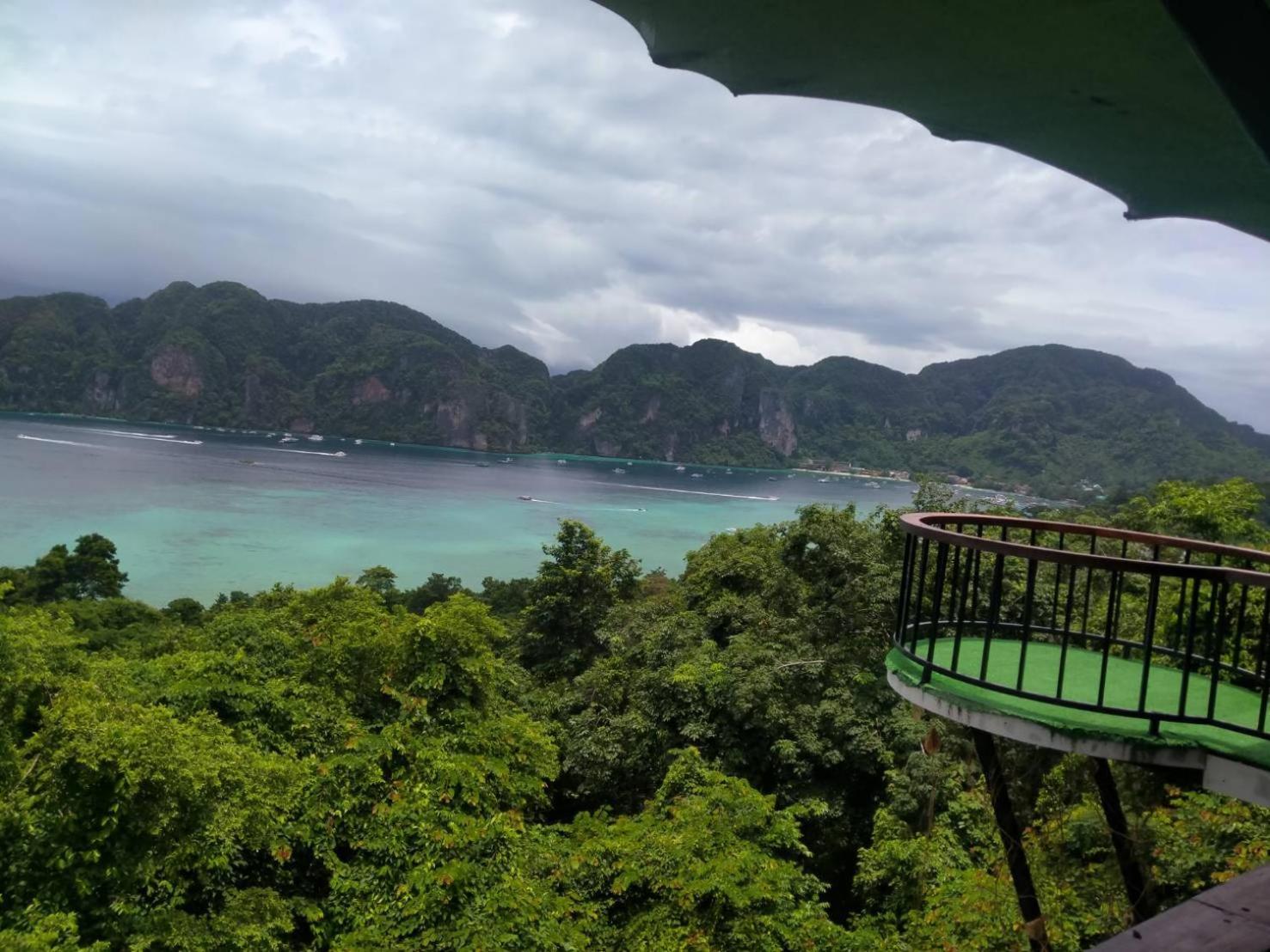 Phi Phi Mountain Beach Resort Sha Certified Extérieur photo